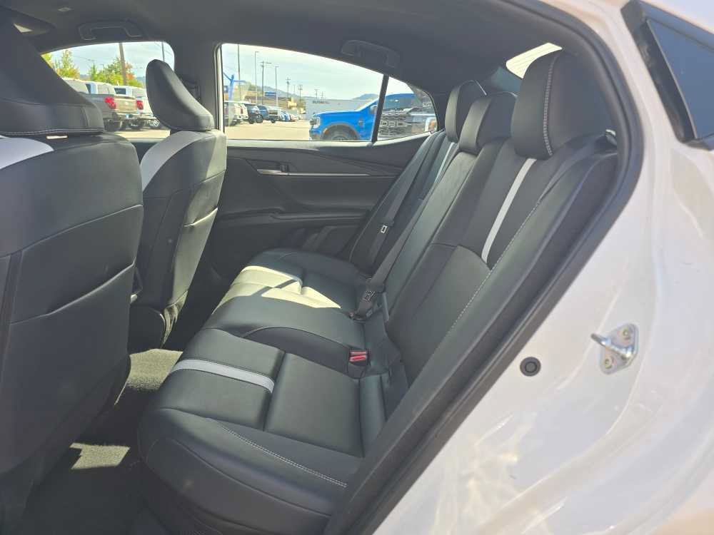 Used 2025 Toyota Camry SE FWD image 16
