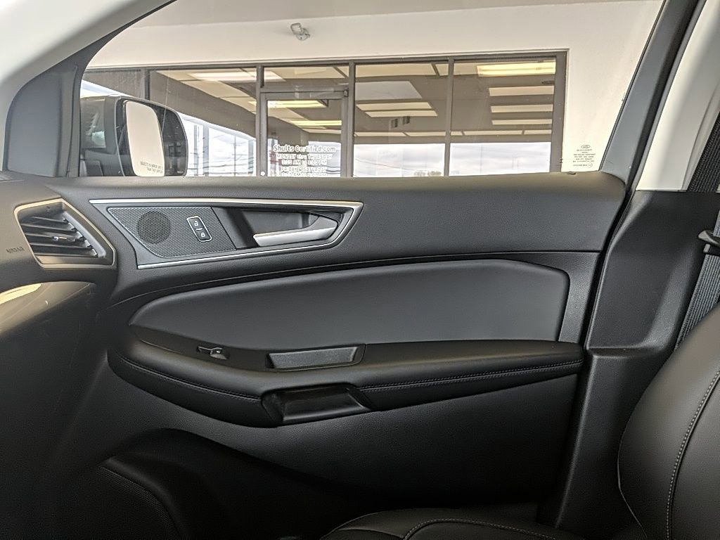 Certified 2024 Ford Edge SEL w/ Convenience Package AWD/4WD image 22