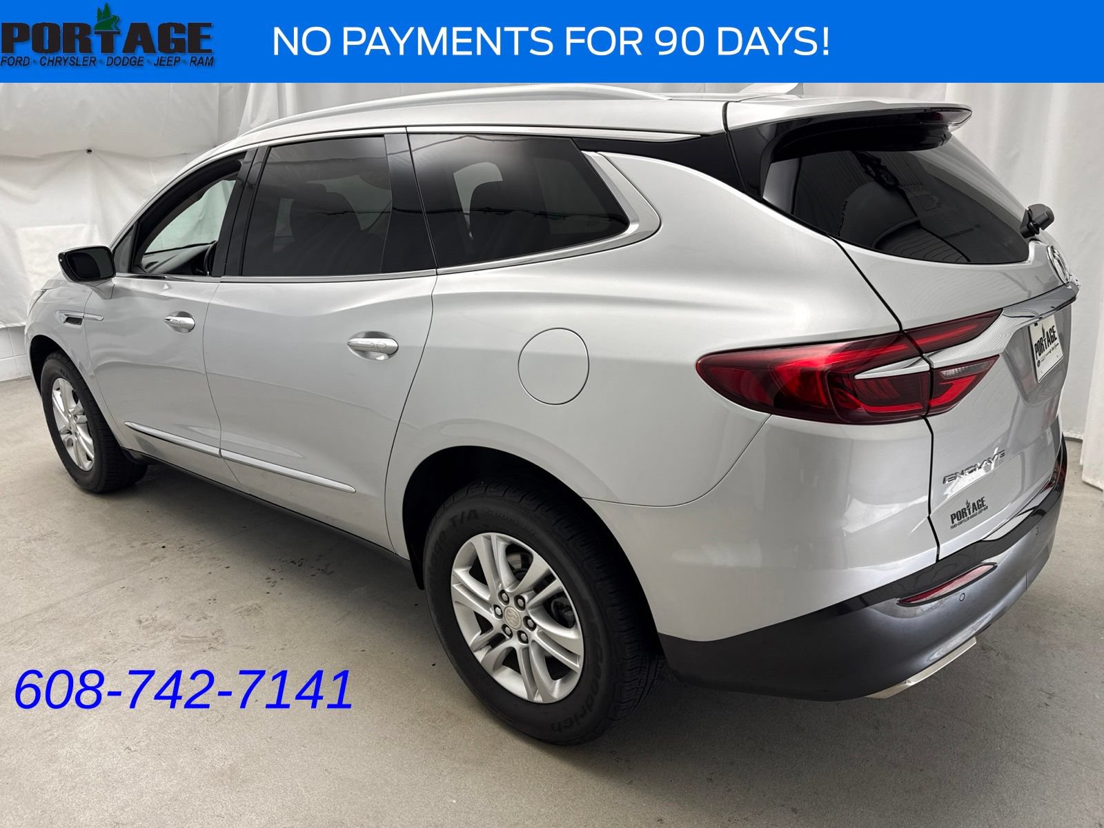 Used 2021 Buick Enclave Essence FWD image 4