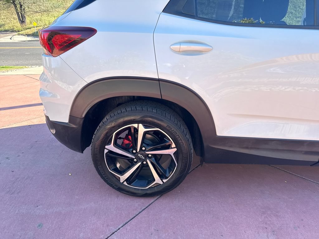 Used 2021 Chevrolet TrailBlazer RS w/ Technology Package AWD/4WD image 33