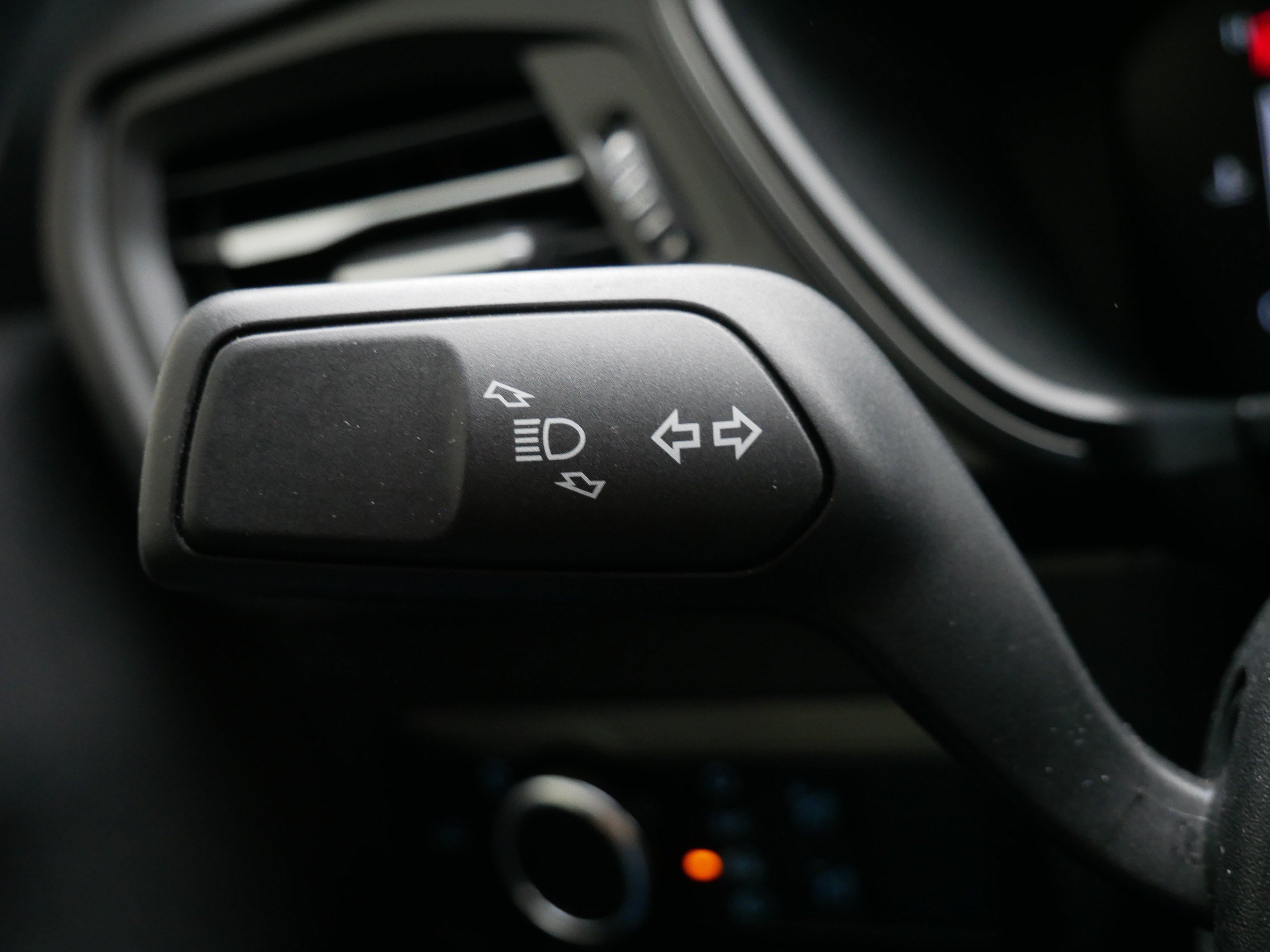 Certified 2024 Ford Escape Active AWD/4WD image 31