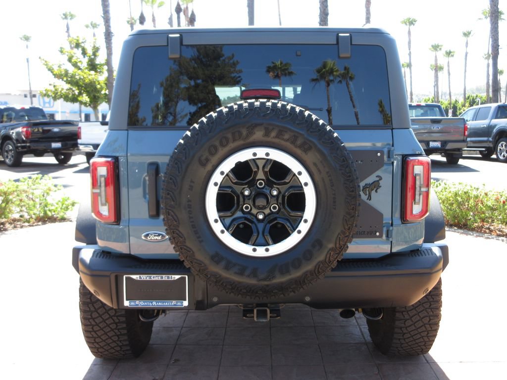 Certified 2023 Ford Bronco Badlands w/ Sasquatch Package AWD/4WD image 3