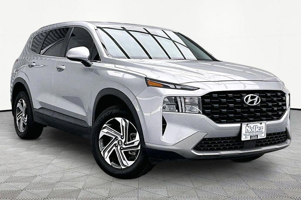 Used 2023 Hyundai Santa Fe SE w/ Cargo Package AWD/4WD image 5
