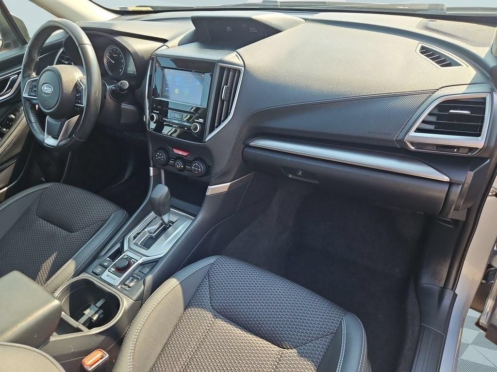 Used 2023 Subaru Forester Premium AWD/4WD image 33