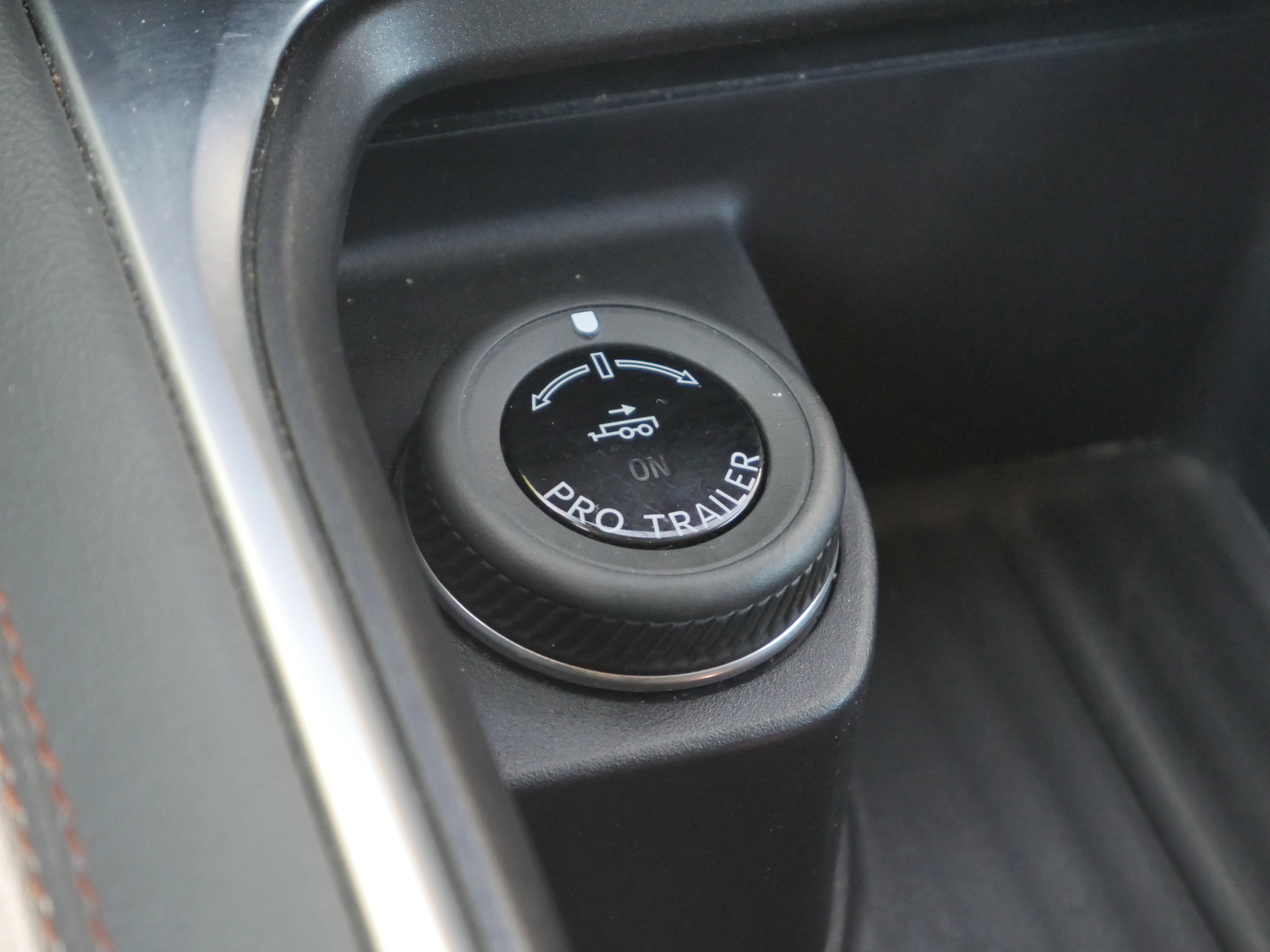 Certified 2025 Ford Expedition Active AWD/4WD image 11