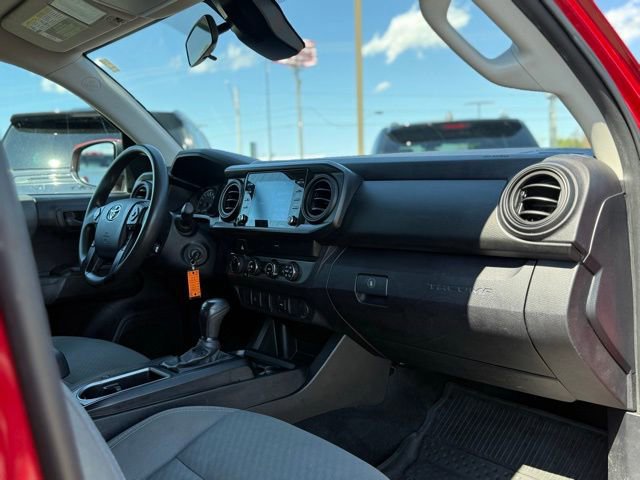 Used 2020 Toyota Tacoma SR AWD/4WD image 27