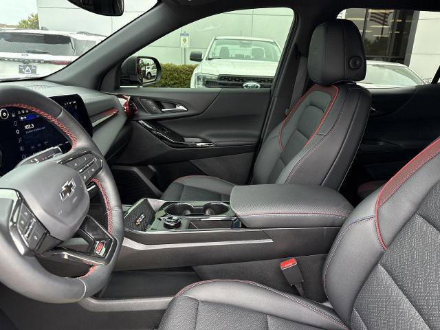 Used 2026 Chevrolet Equinox RS image 10