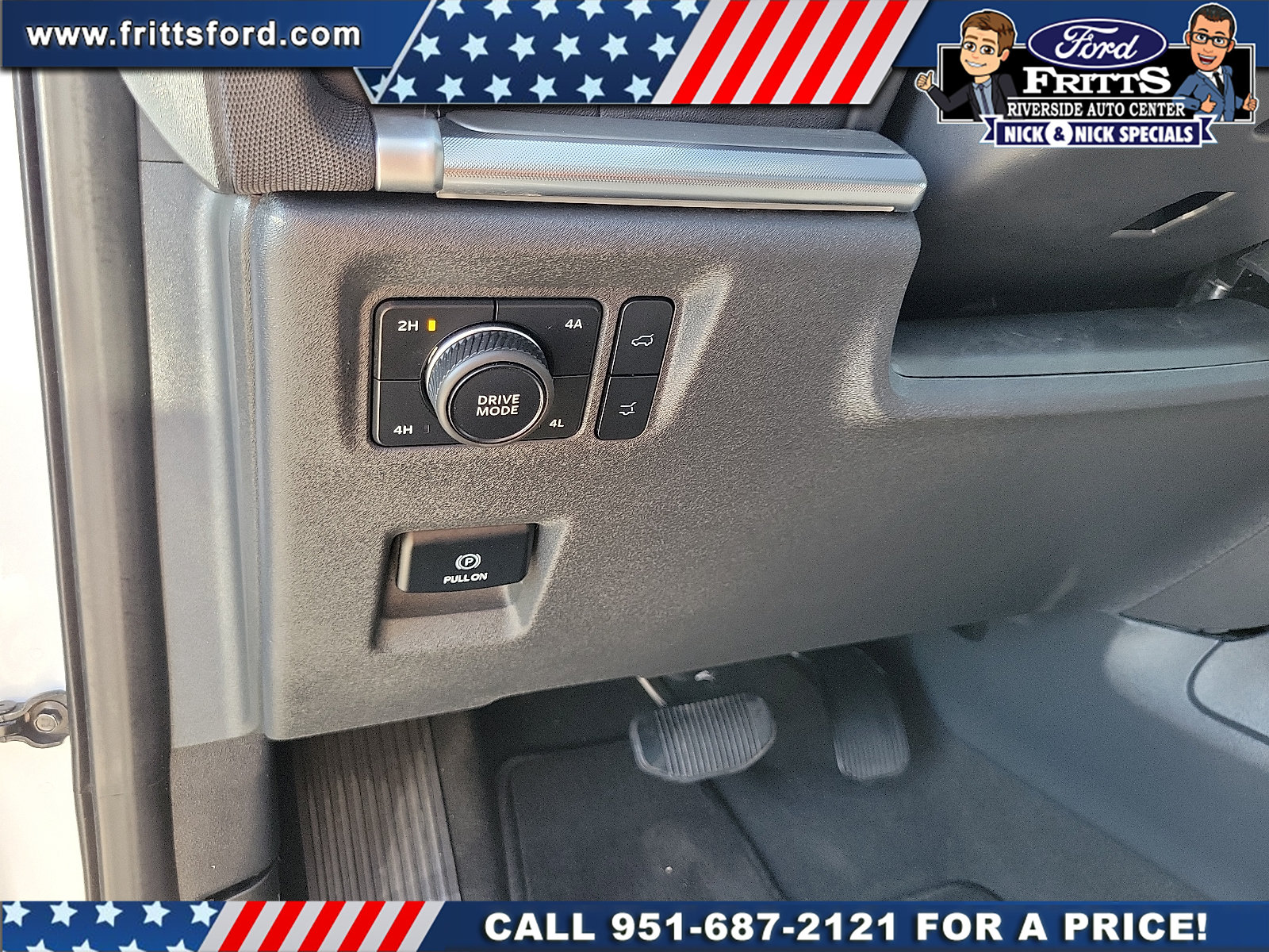 Certified 2025 Ford Expedition Max Platinum w/ Driver's Package AWD/4WD image 12