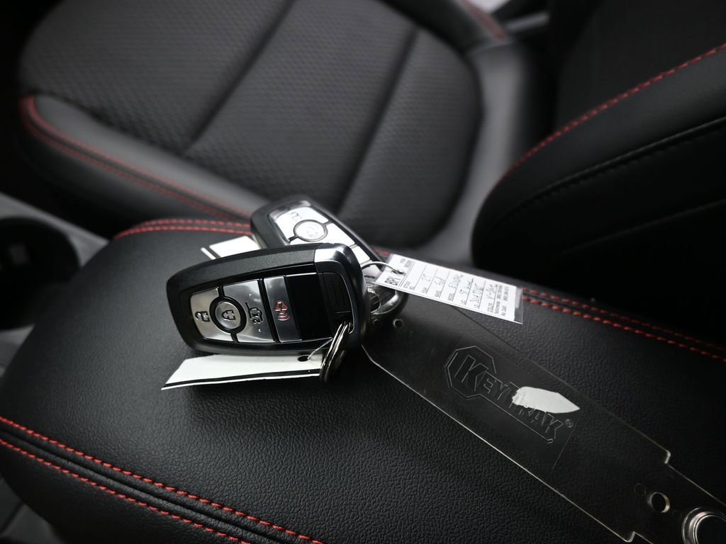 Certified 2025 Ford Escape ST-Line w/ Equipment Group 301A image 43