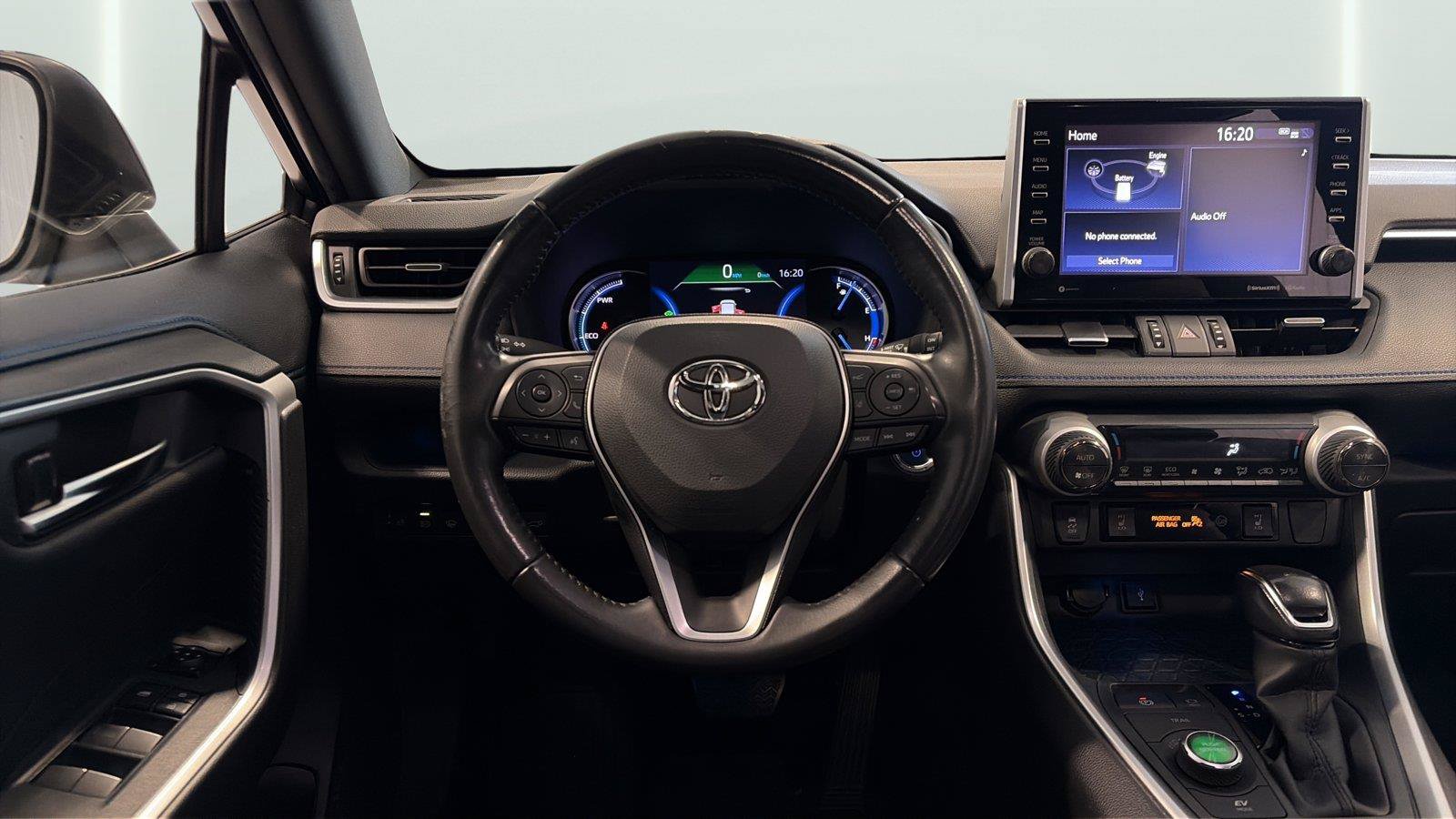 Used 2022 Toyota RAV4 XSE w/ XSE Grade Weather Package AWD/4WD image 14