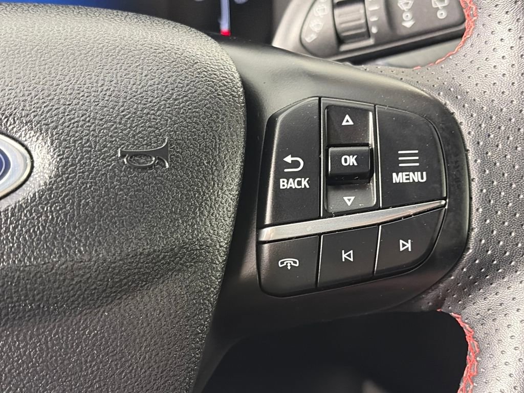 Certified 2025 Ford Escape ST-Line Select image 18