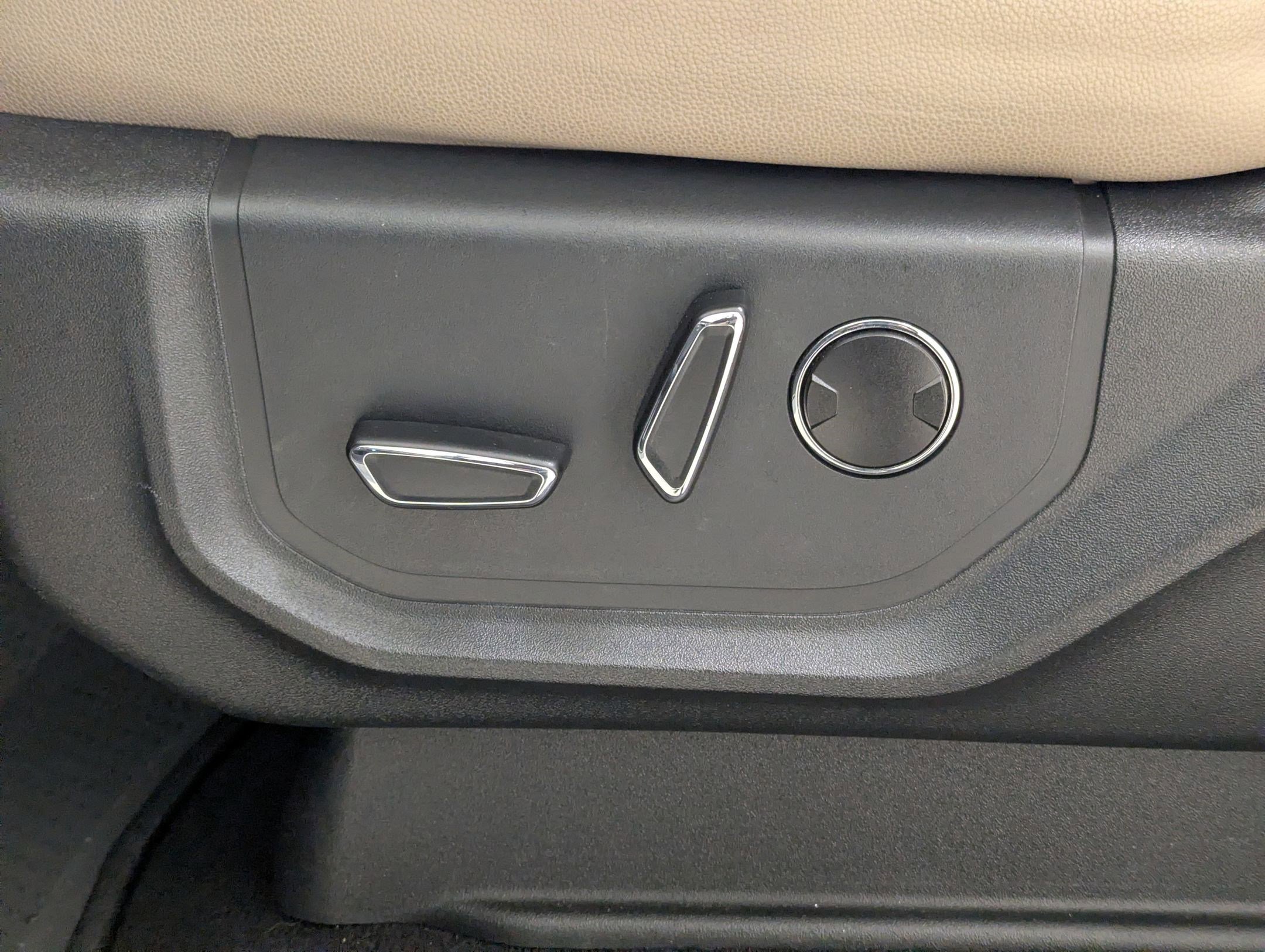 Certified 2024 Ford Expedition Max Limited image 11