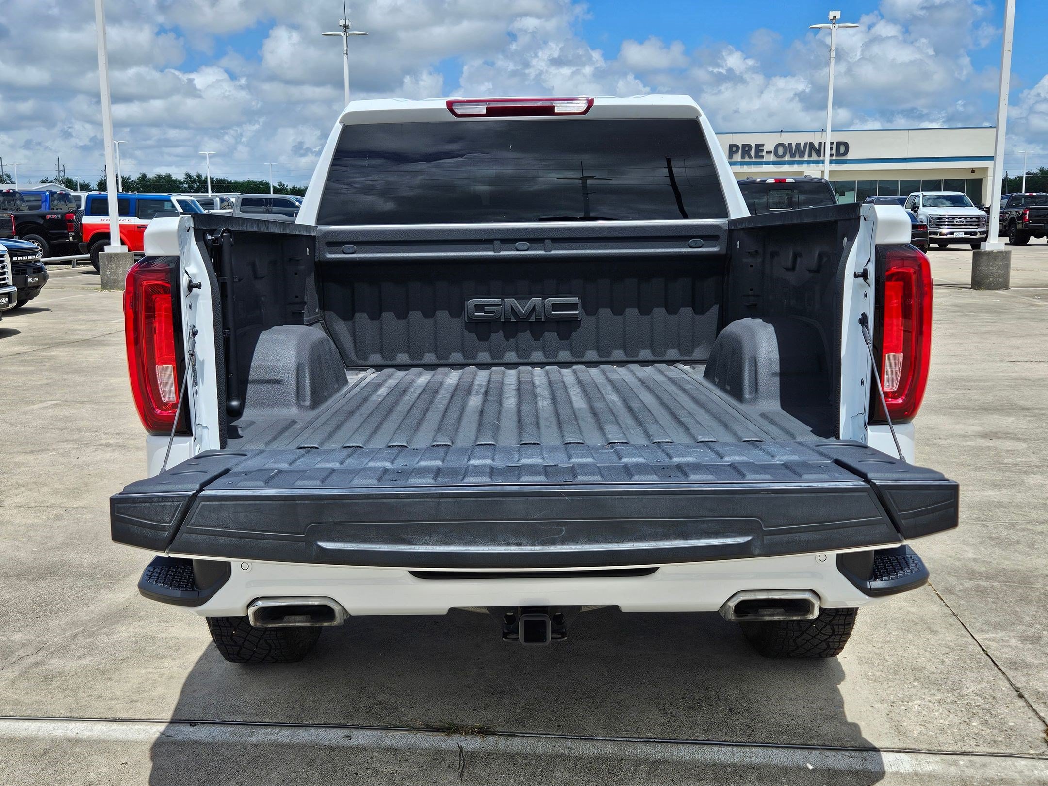 Used 2025 GMC Sierra 1500 AT4 AWD/4WD image 31