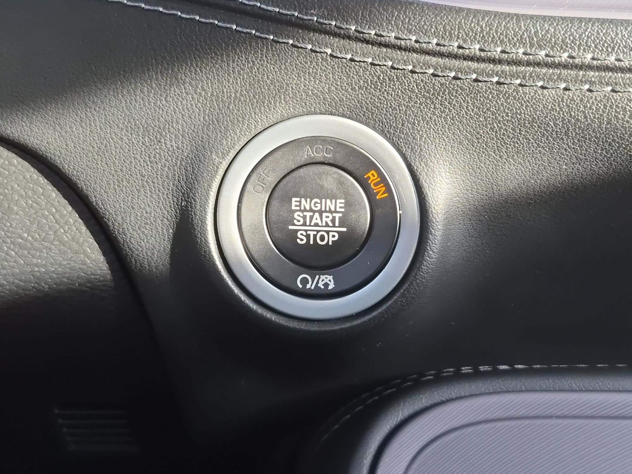 Used 2023 Dodge Challenger R/T w/ Plus Package RWD image 28