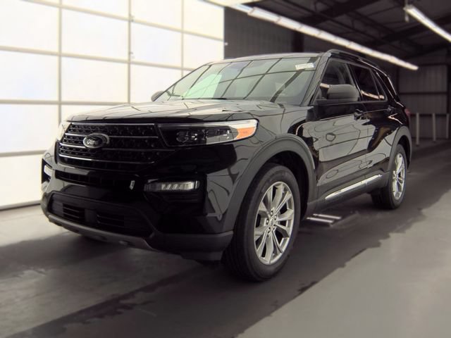 Certified 2023 Ford Explorer XLT w/ Equipment Group 202A