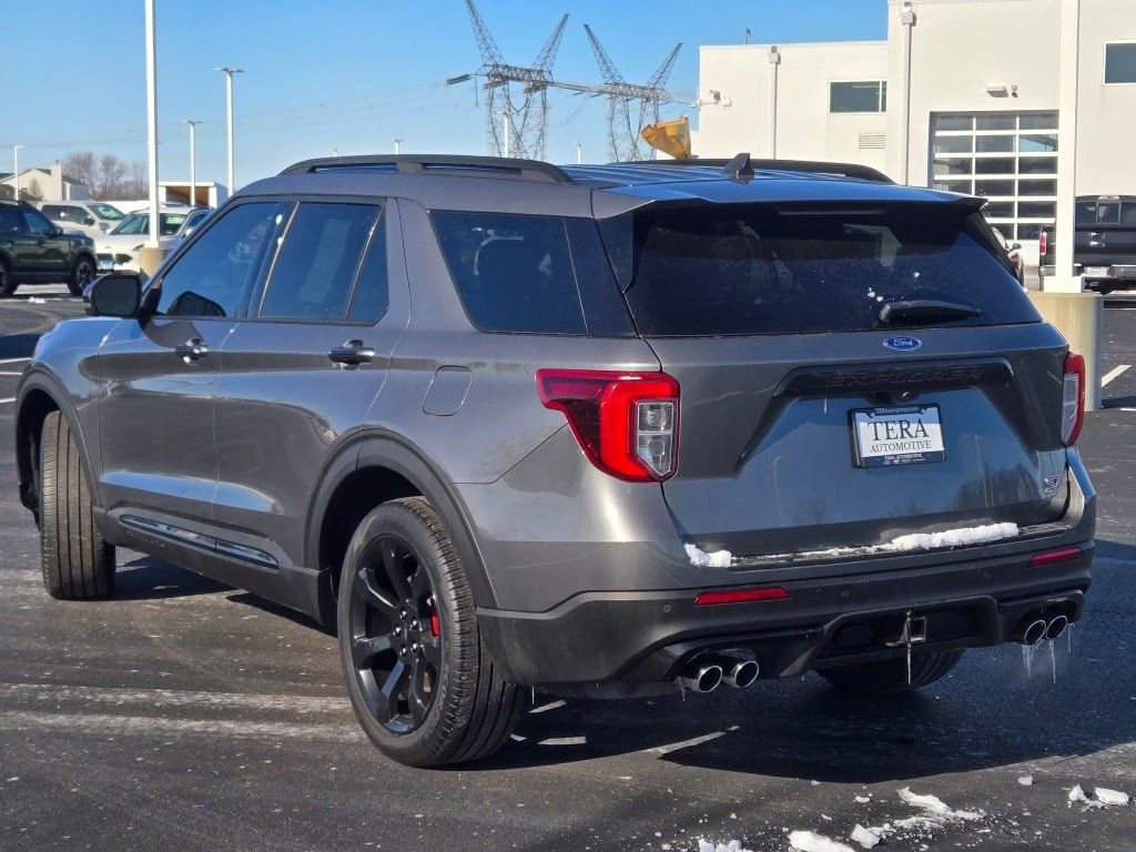 Certified 2022 Ford Explorer ST w/ Equipment Group 401A image 18