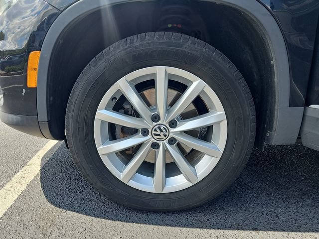 Used 2017 Volkswagen Tiguan Wolfsburg Edition AWD/4WD image 36