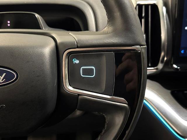 Certified 2025 Ford Expedition Max Platinum image 24