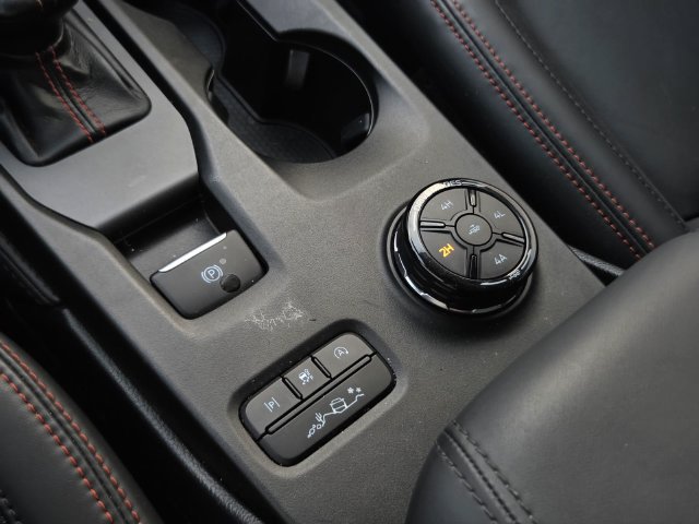 Certified 2025 Ford Ranger Raptor AWD/4WD image 16