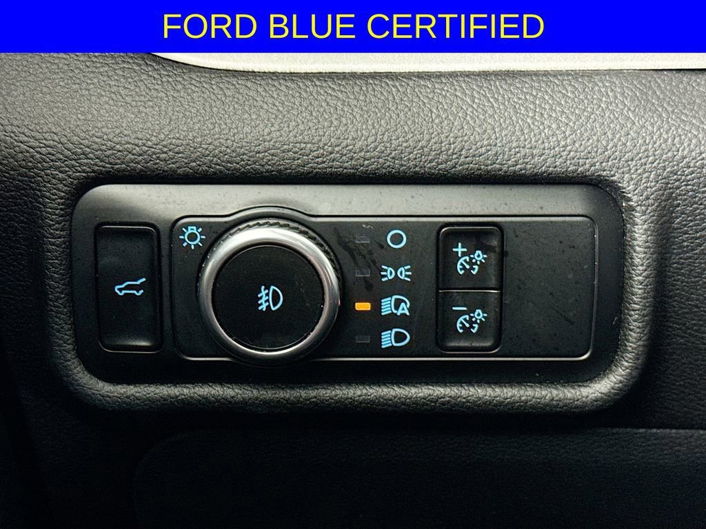 Certified 2023 Ford Explorer XLT w/ Equipment Group 202A image 10