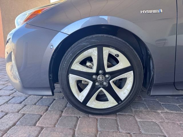 Used 2017 Toyota Prius Three Touring FWD image 24