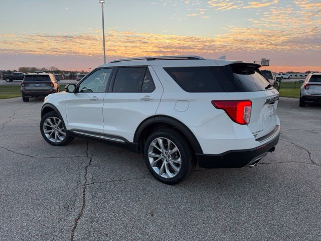 Certified 2021 Ford Explorer Platinum w/ Equipment Group 601A AWD/4WD image 6