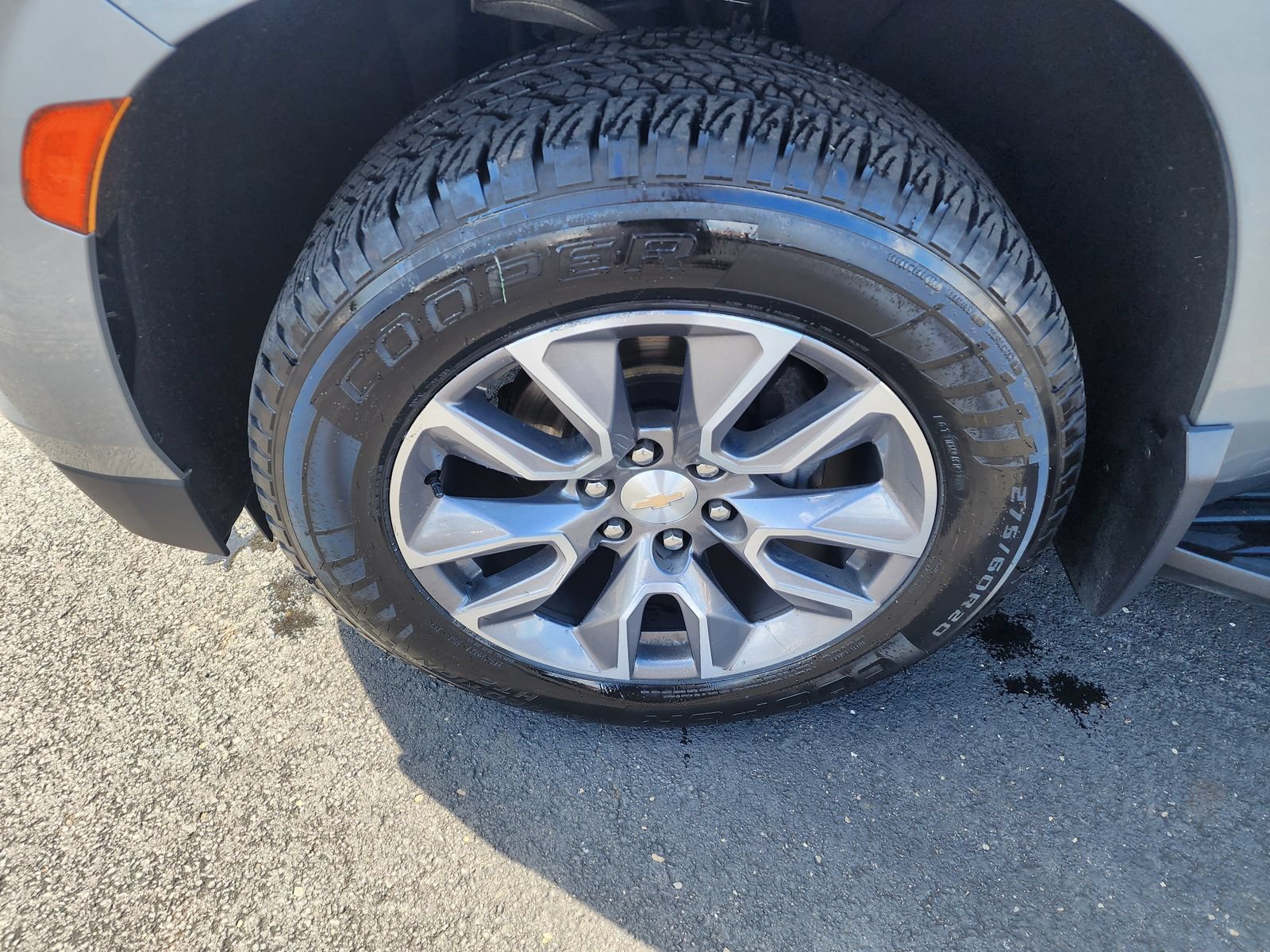 Used 2023 Chevrolet Tahoe LS AWD/4WD image 9