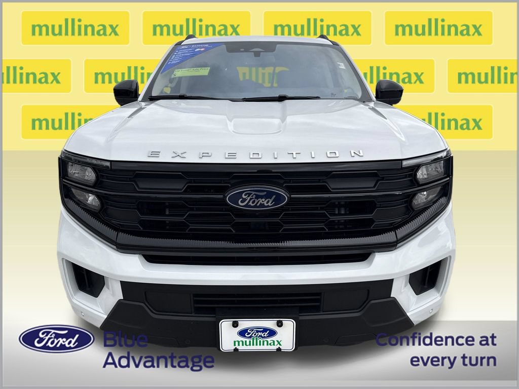 Certified 2025 Ford Expedition Active RWD image 11