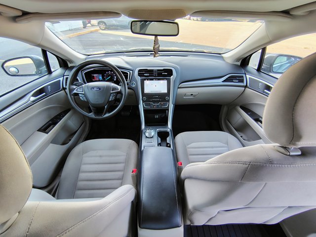 Certified 2019 Ford Fusion SE FWD image 16