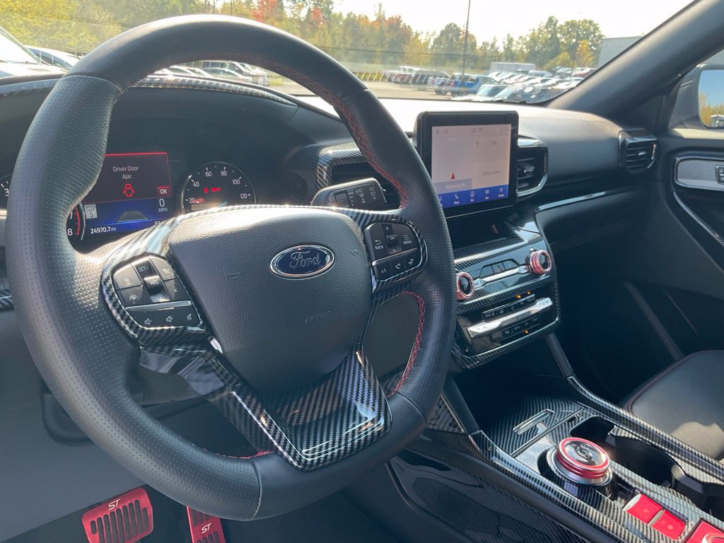 Certified 2022 Ford Explorer ST-Line AWD/4WD image 13