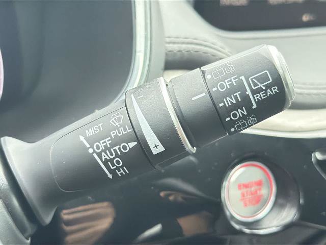 Used 2023 Acura MDX SH-AWD w/ Advance Package image 25