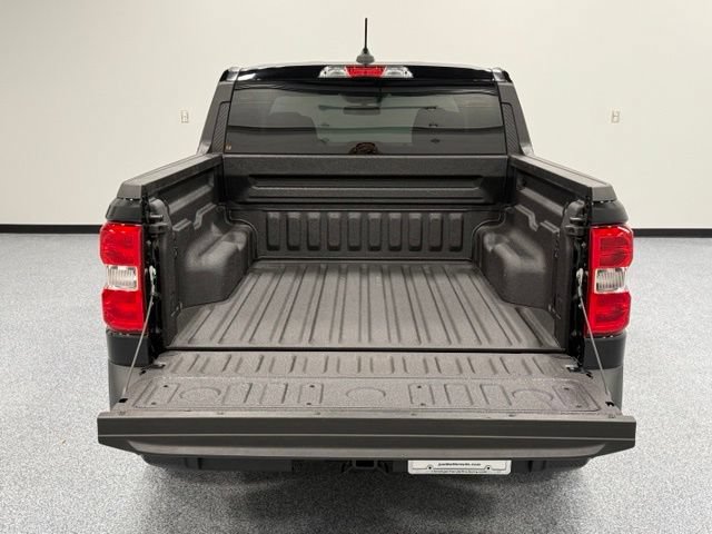 Certified 2025 Ford Maverick XL FWD image 10