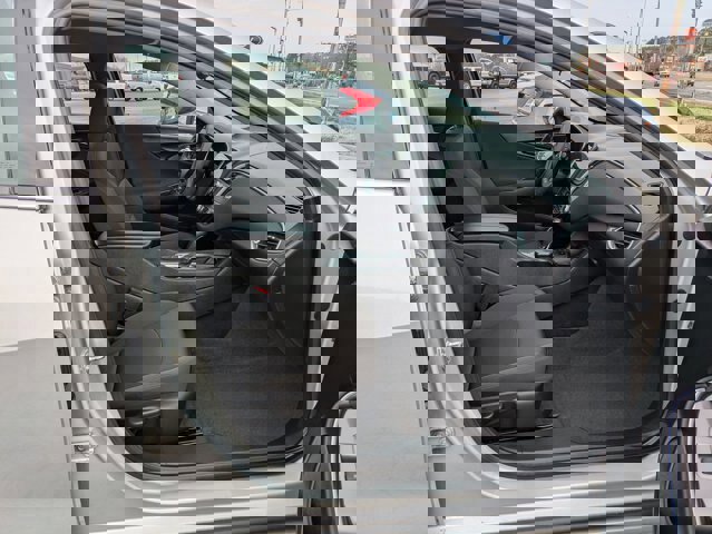 Used 2019 Chevrolet Malibu LT w/ Driver Confidence Package II image 33