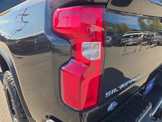 Used 2020 Chevrolet Silverado 2500 LTZ w/ LTZ Plus Package AWD/4WD image 6