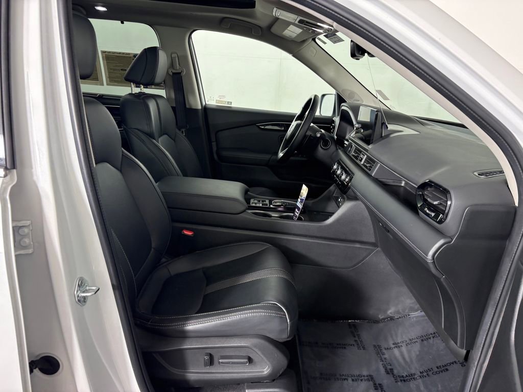 Used 2024 Honda Pilot Touring image 40