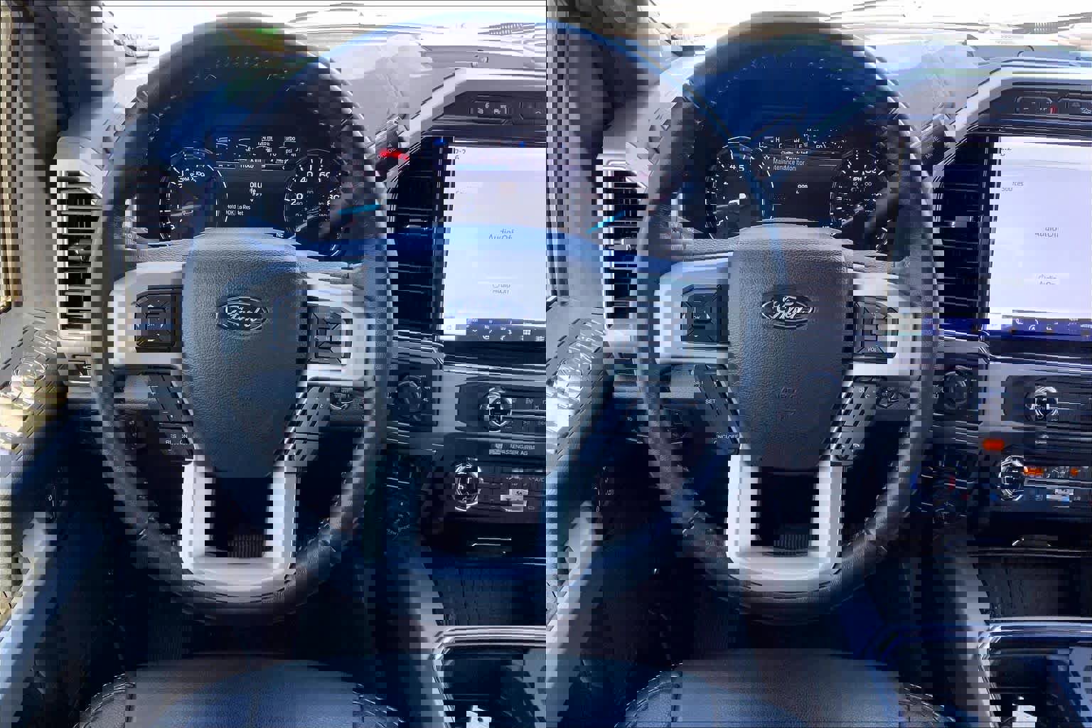 Certified 2022 Ford F250 Lariat w/ Tremor Off-Road Package image 8