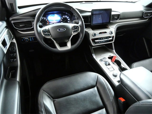 Certified 2023 Ford Explorer XLT w/ Equipment Group 202A image 8