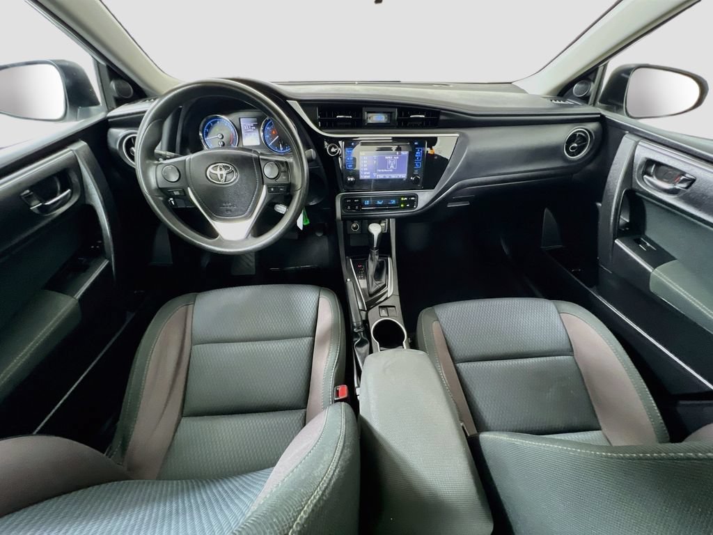 Used 2017 Toyota Corolla LE FWD image 34