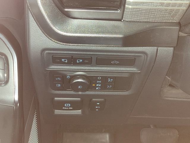 Certified 2022 Ford F150 Platinum w/ Equipment Group 701A High image 12