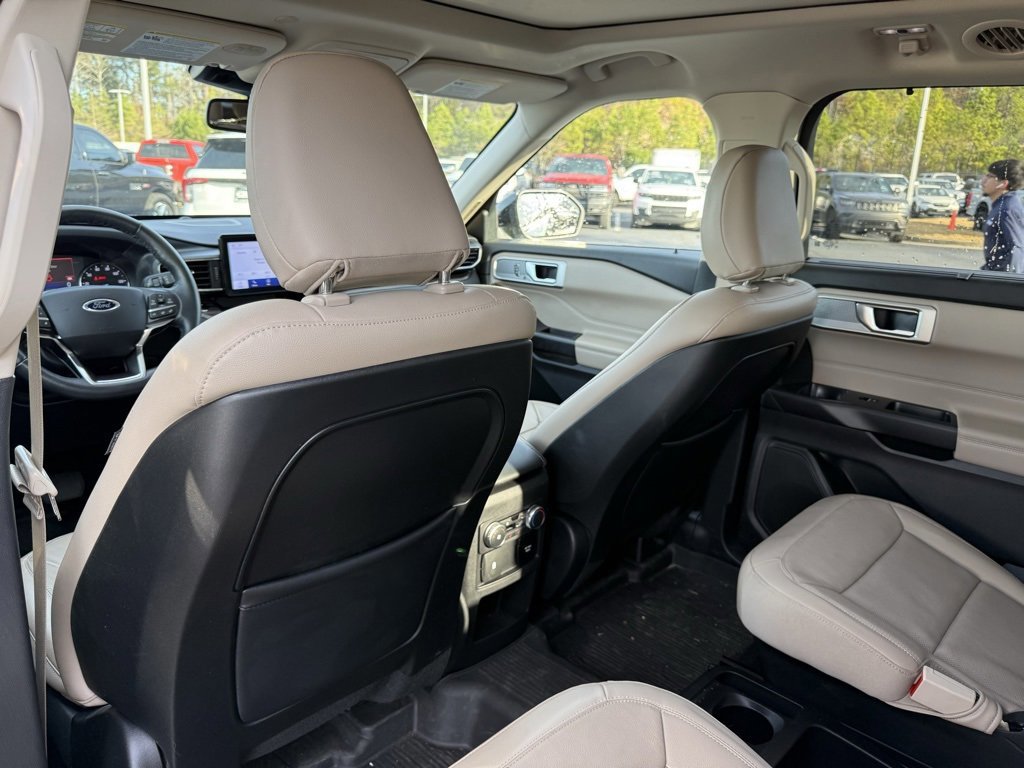 Certified 2020 Ford Explorer Limited w/ Class III Trailer Tow Package image 25