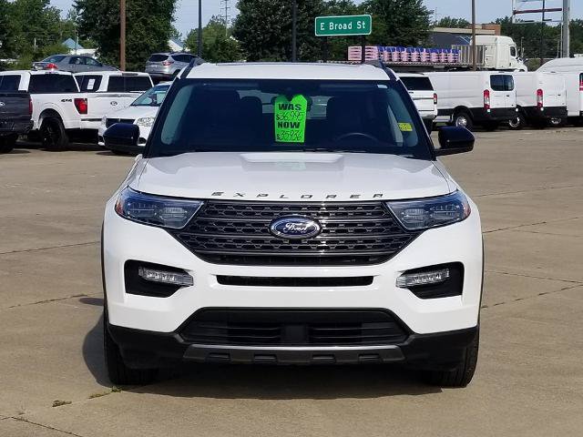 Certified 2024 Ford Explorer XLT w/ Equipment Group 202A AWD/4WD image 8