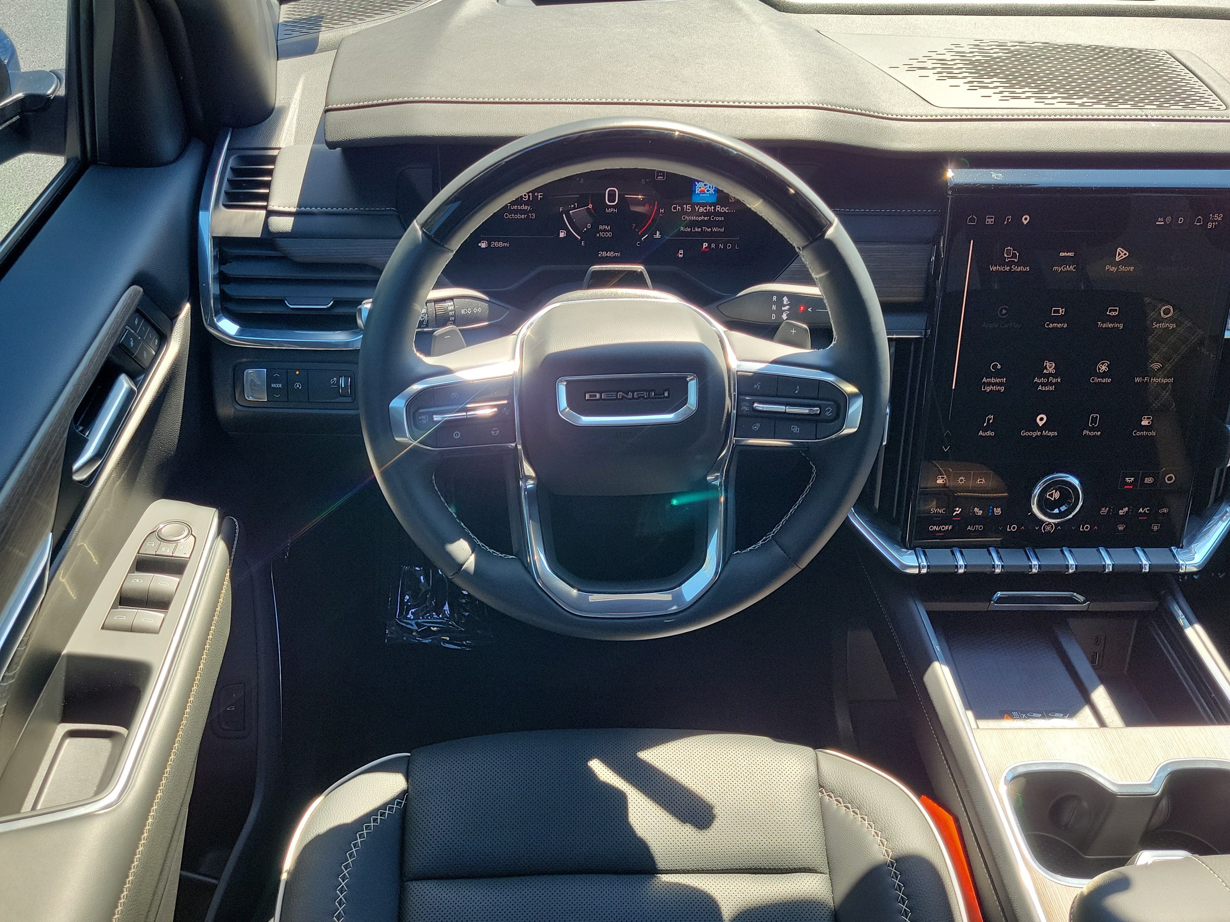 Used 2026 GMC Acadia Denali w/ Super Cruise Package FWD image 18
