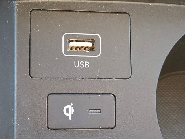 Used 2023 Hyundai Santa Fe SEL image 15