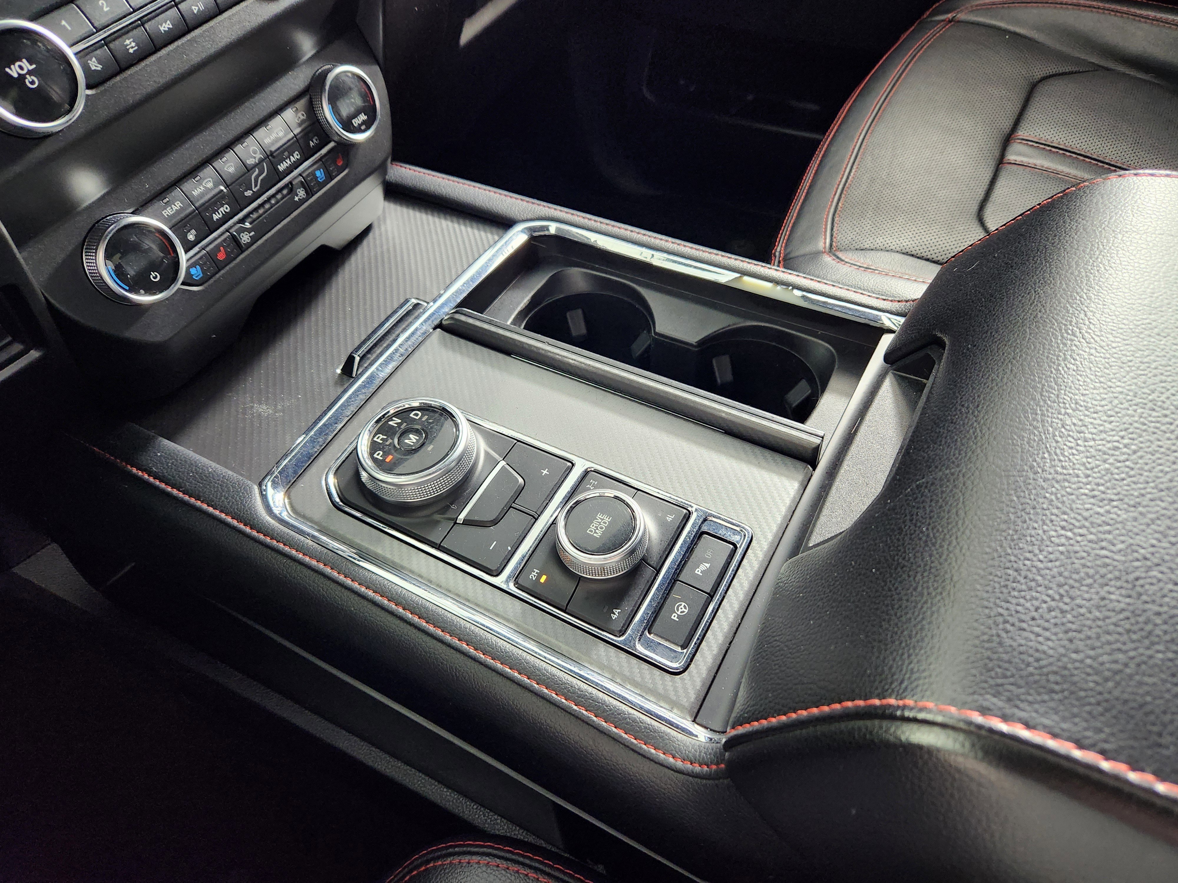 Certified 2019 Ford Expedition Limited w/ Equipment Group 303A image 25