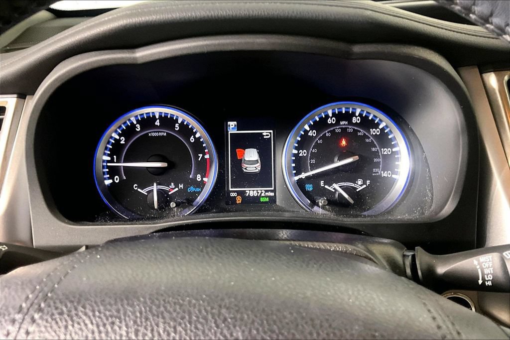 Used 2019 Toyota Highlander XLE FWD image 16
