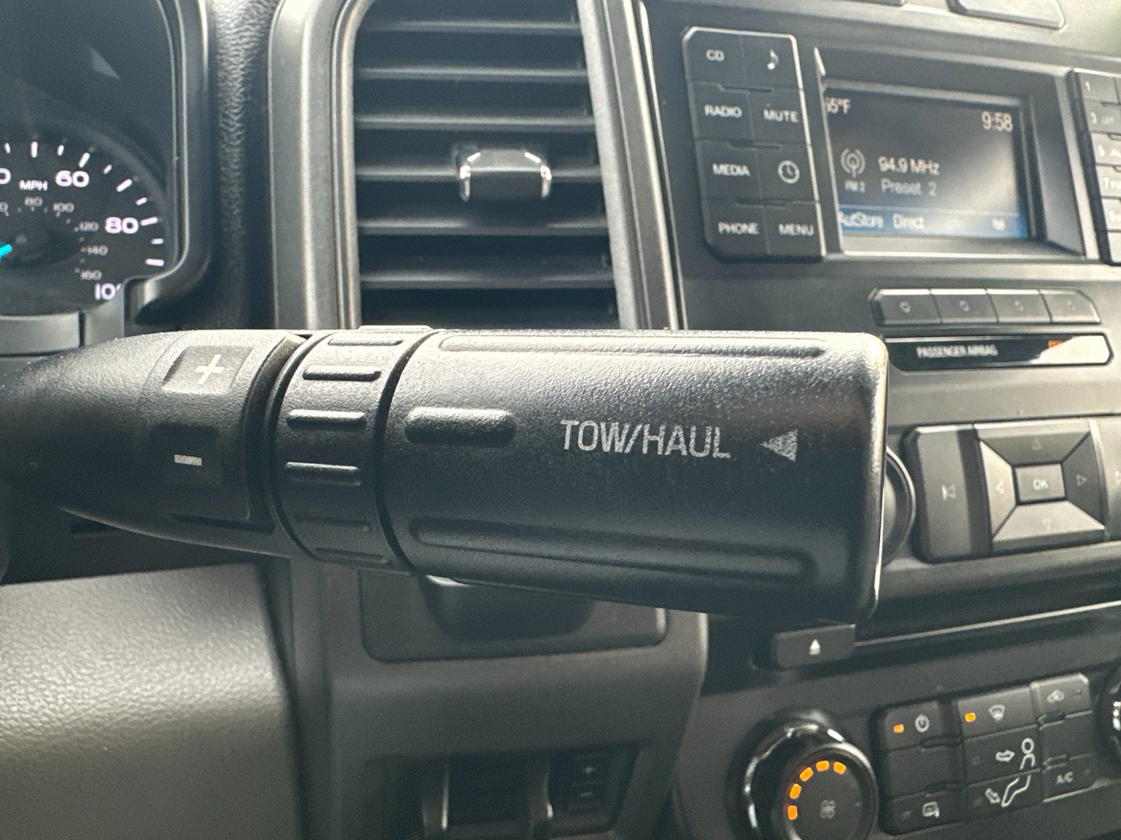 Certified 2018 Ford F350 XL w/ Power Equipment Group image 18