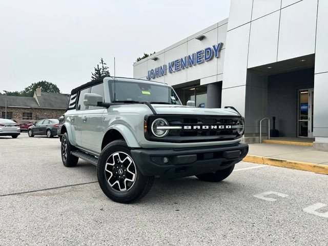 Certified 2023 Ford Bronco Outer Banks AWD/4WD image 3