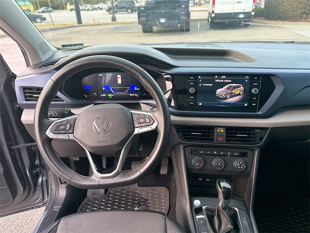 Used 2022 Volkswagen Taos SE w/ Panoramic Sunroof Package image 19