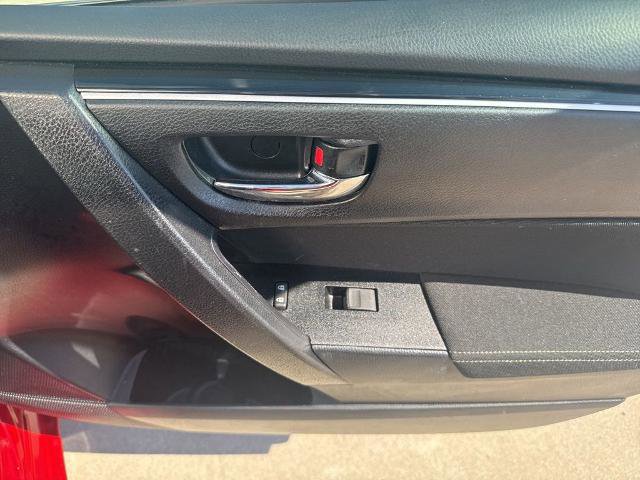 Used 2019 Toyota Corolla LE image 23