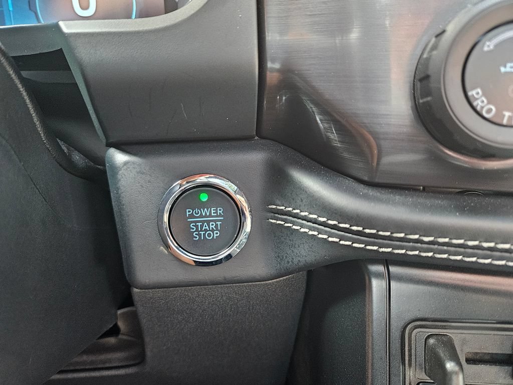Certified 2025 Ford F150 Lightning Platinum AWD/4WD image 31